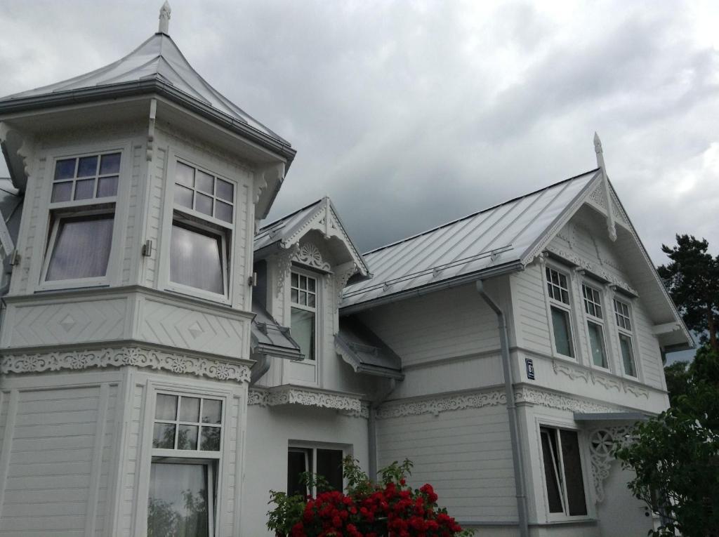 Naiza Guesthouse And Apartments Jurkalne Zewnętrze zdjęcie