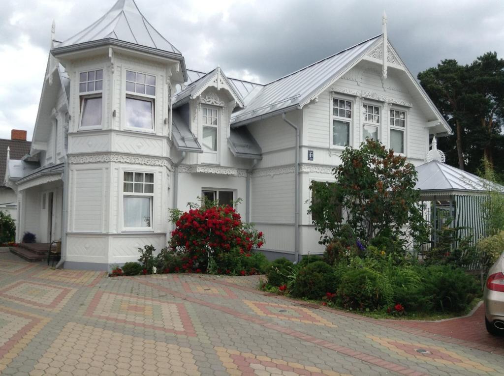 Naiza Guesthouse And Apartments Jurkalne Zewnętrze zdjęcie