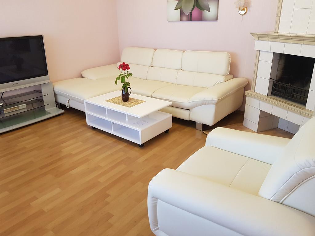 Naiza Guesthouse And Apartments Jurkalne Zewnętrze zdjęcie