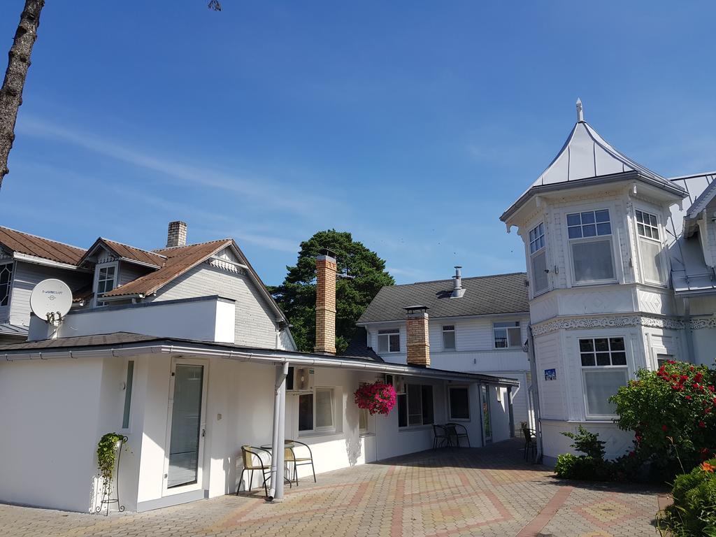 Naiza Guesthouse And Apartments Jurkalne Zewnętrze zdjęcie